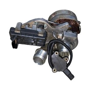 Turbo 057145874N 4.2TDI 250KW V8 CCFC AUDI Q7 4L r.v. 2011 - 3