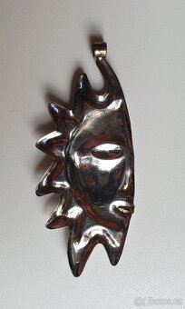 velký stříbrný přívěsek 1/2 slunce 16g - 3