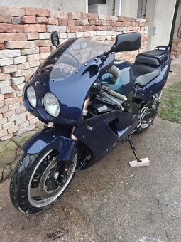 KAWASAKI ZXR 750 J - 3