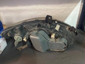 Světla Mercedes Vito W639 - 3