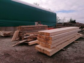 Pojízdný katr - pila pro levné stavební řezivo - pásová pila - 3