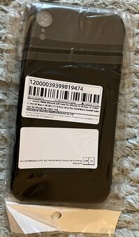 Černý plastový obal na iphone XR - 3