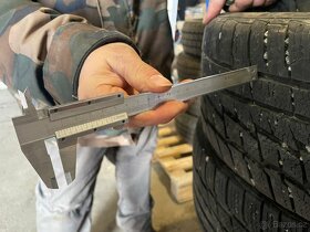 Zimní Matador 225/45 R17 94V - 3