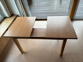 Jídelní stůl - 3