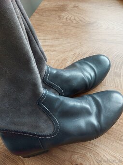 Vel. 39 Clarks kožené kozačky - 3