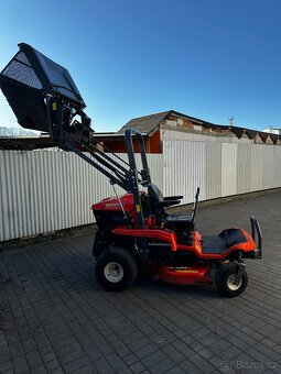 Komunální traktor Kubota GZD15HD - 3