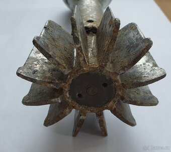 Granát 81mm M301A1, z minometu M29, rok 1954 - 3