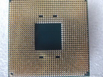 Ryzen 7 3700x + chladič - 3