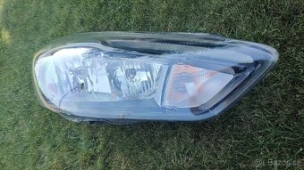 Ford Focus III MK3 - prave svetlo lampa - 3