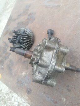 Jawa Wiliers hlava a spodek motoru. - 3