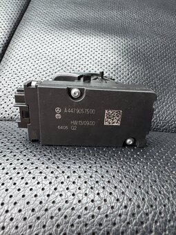 Spínač elektrické parkovací brzdy Mercedes benz - 3