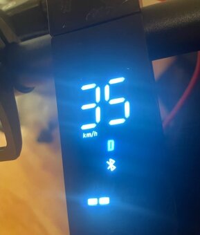 Nová elektrokoloběžka City Boss RS350 černá - 3
