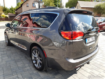 Chrysler Pacifica 3,6L V6, 7míst, kůže, kamera, tažné, LPG - 3