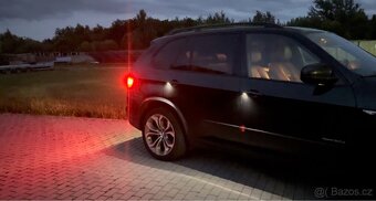 🚘 BMW X5 7mist - 3