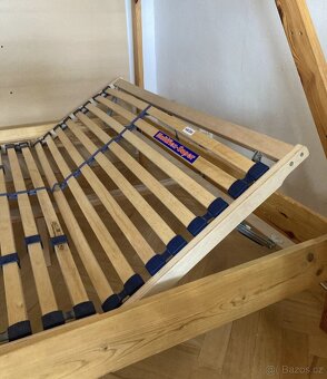 DOVOZ MOŽNÝ dvoupatrová postel 90x200 a 140x200 - 3