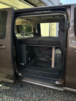 Prodám spací vestavbu na Toyota Proace L1/L2 - 3
