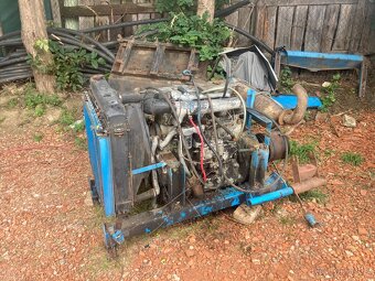Motor na kombajn e512 - 3