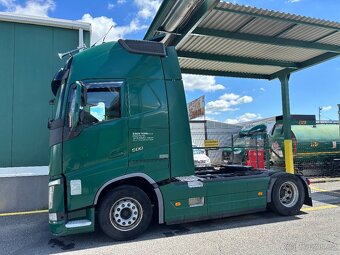 tahač VOLVO FH - 3