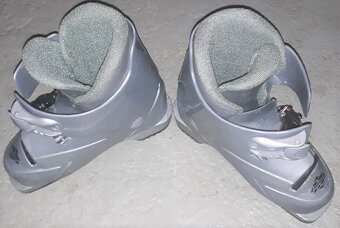 Prodám dětské lyžáky Munari, bota 244mm, stélka 18,5cm - 3