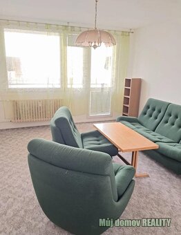 Pronájem prostorného bytu 3+1 se zasklenou lodžií Praha 8, - 3