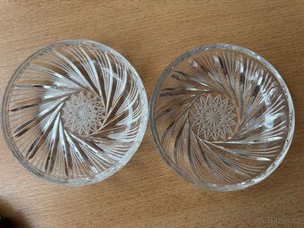 Dóza s víčkem - 3