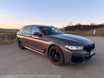 BMW 540i xDrive Touring – TOP výbava, záruka do 07/2027 - 3