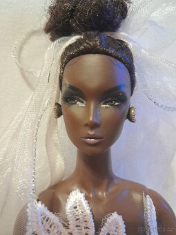 Sběratelská panenka Barbie černoška dovoz z Ameriky - 3