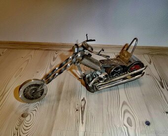 Motorka z kovu - 3