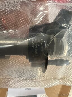 Vstřikovač BOSCH 0445116027 (0445116028) MB Sprinter - 3