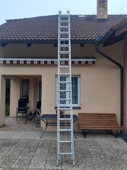 Výsuvný hliníkový žebřík - 3