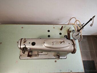 Průmyslový šicí stroj Minerva - 3