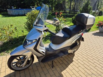 Piaggio Beverly 250 - 3