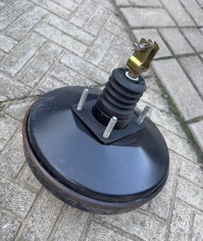 Citroën C1 - nádobka, posilovač a ABS - 3