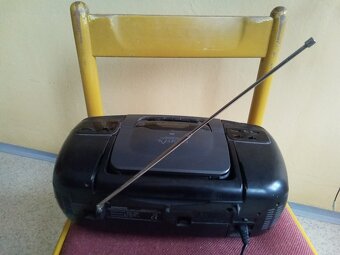 RadiomagneťákDAEWOO - 3