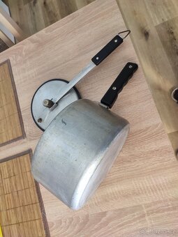 Retro přetlakový hrnec 4 l - 3