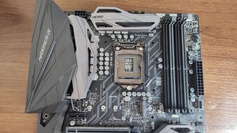 Asus Rog Maximus IX Hero Z270 - 3