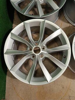 18" alu 5x112 8J et44 Superb - 3