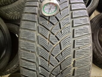 225/40 R18 GOODYEAR (5mm) č.16376 - 3