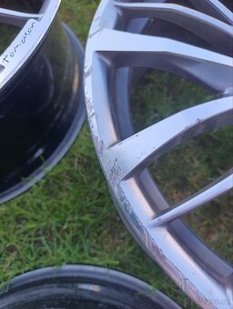 ALU kola Tomason R19 - 3