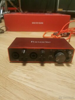 Focusrite Scarlett 2i2 Studio 3rd Generation - 3