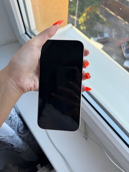 iPhone 15 - 3