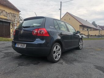 Volkswagen Golf - 3