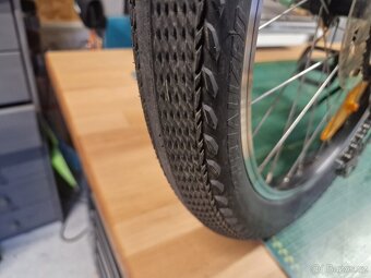 Dětské kolo Specialized Jett 20/ unikátní design rámu - 3