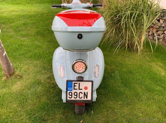 Elektroskútr Sunra - ideální dárek k vánocům, STK do 2030 - 3