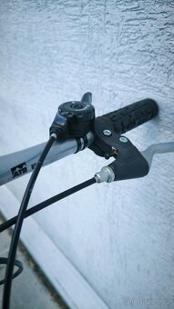 Krásné dámské kolo CROSS na 150-175cm - 3