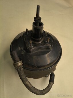 BMW E12/E24 posilovač brzd - 3