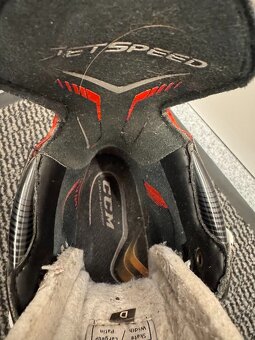 BRUSLE CCM JETSPEED FT1  vel. 41/6,5 D - 3