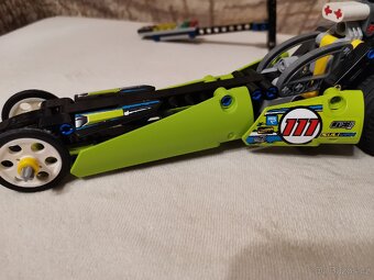 LEGO Technic 42103 Dragster - 3