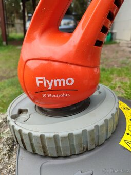 ELEKTROLUX Flymo700 - 3