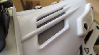 Kolečkové brusle Tempish S.R.PRO bílé vel.45 NOVÉ - 3